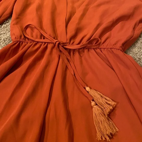 NEW with tags: Rust Orange Long-Sleeve Romper- Size Small - Picture 2 of 6